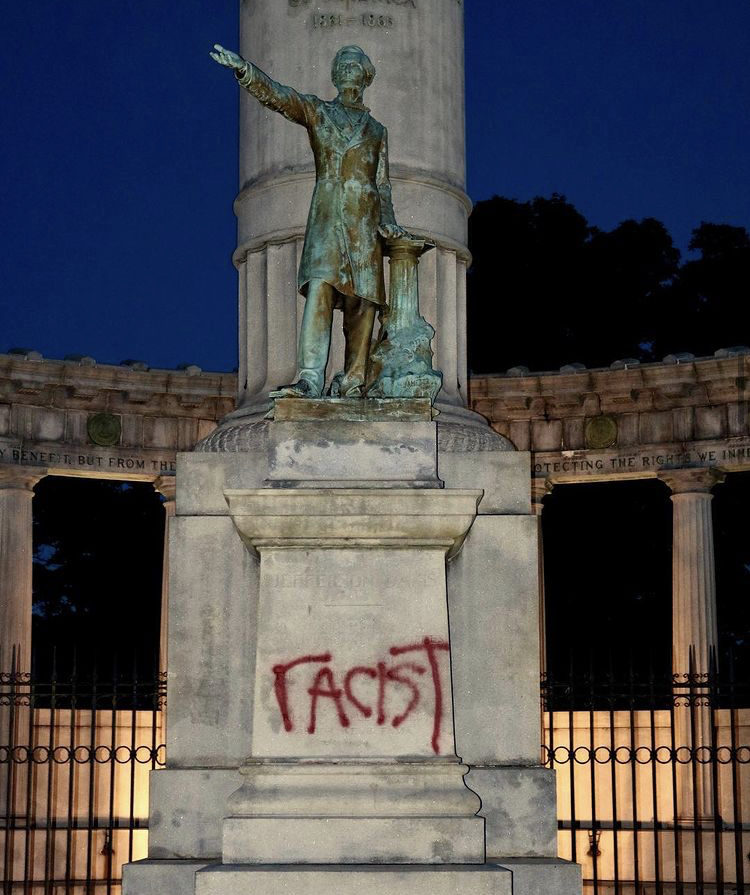 Statue of Jefferson Davis with the word 